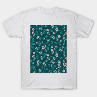 Floral Pattern 90's lofi: Vintage Botanical Hues T-Shirt